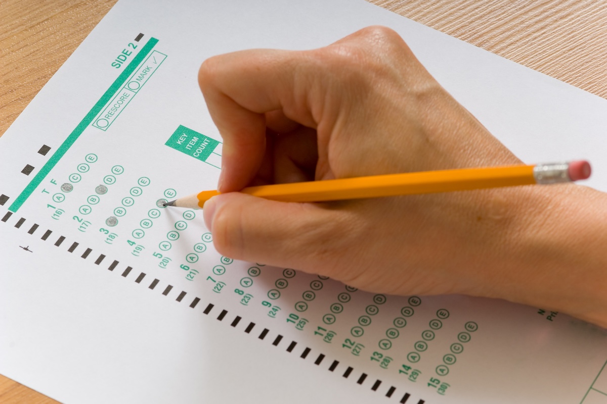 Concursos em Santa Catarina oferecem 68 vagas e salários que chegam a R$ 30 mil - Imagem do artigo original